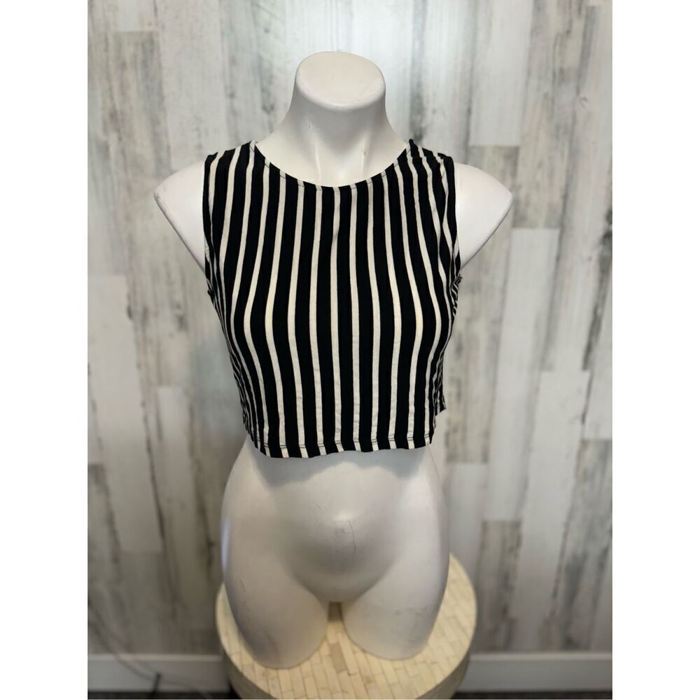 stripped crop top